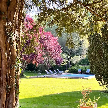 Maison De Maitre Au Calme Avec Piscine 18 Couchages Holiday home